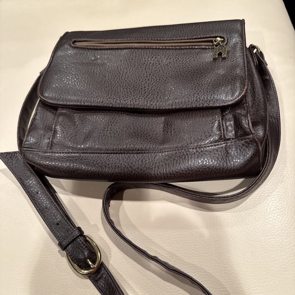 Relic dark brown faux leather travel messenger bag crossbody medium